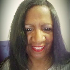 Meet your Posher, Michele